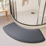 AquaVelours Super Absorbent Bath Mat – Ultra-Soft Coral Velvet, Non-Slip & Quick-Dry Comfort Rug